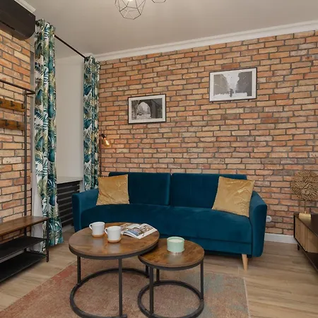 Beautiful & Stylish Dietla With Air Conditioning By Renters *