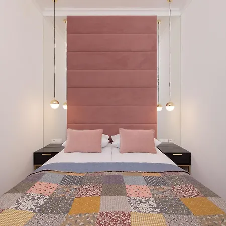 Apartment Beautiful & Stylish Dietla With Air Conditioning By Renters *
