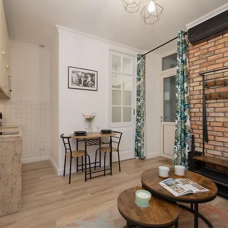 Beautiful & Stylish Dietla With Air Conditioning By Renters * Krakkó