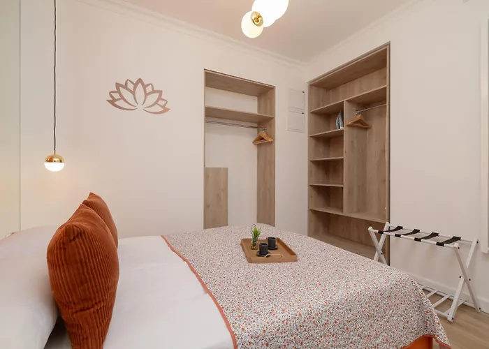 Beautiful & Stylish Dietla With Air Conditioning By Renters Apartment Krakow